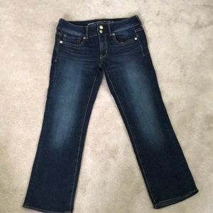 American Eagle Artist Crop size 4